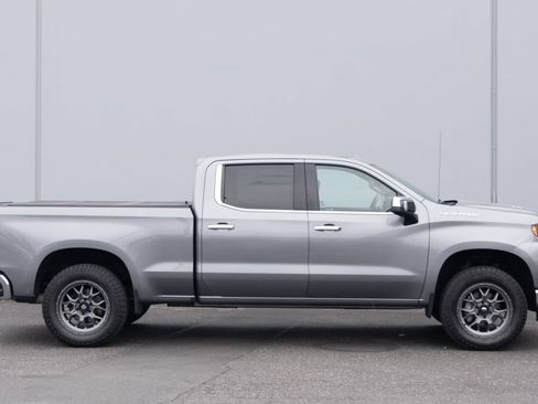 Used 2019 Chevrolet Silverado 1500 LTZ w/ LTZ Premium Package AWD/4WD image 30