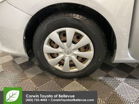 Used 2010 Toyota Corolla LE image 24