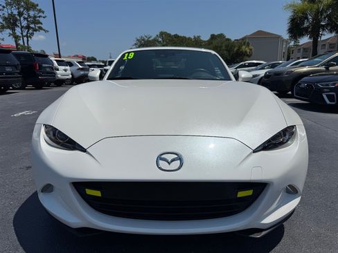 Used 2019 MAZDA MX-5 Miata RF Grand Touring w/ GT-S Package RWD image 3