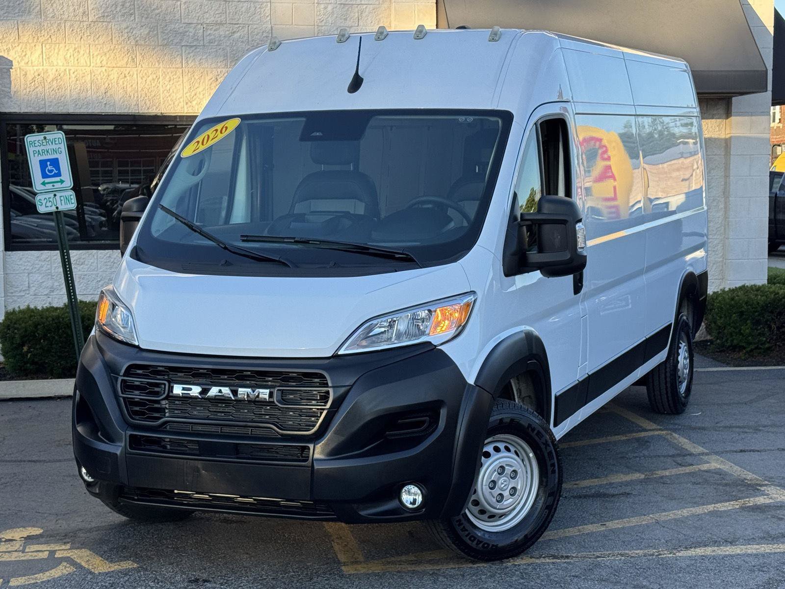 Used 2026 RAM ProMaster 2500 w/ Convenience Group FWD image 4
