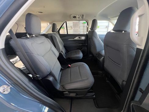 Used 2026 Ford Explorer Active AWD/4WD image 18