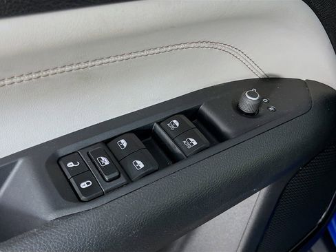 Used 2022 Jeep Compass Limited AWD/4WD image 24