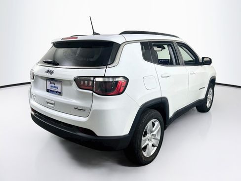 Used 2022 Jeep Compass Latitude w/ Convenience Group AWD/4WD image 5