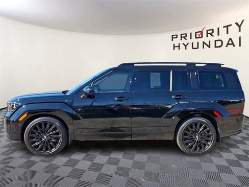 Used 2025 Hyundai Santa Fe Calligraphy image 7