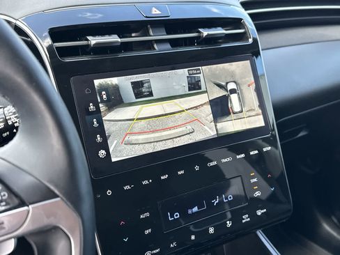 Used 2024 Hyundai Tucson Limited image 26