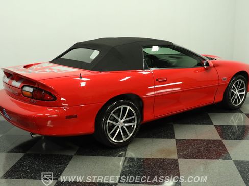 Used 2002 Chevrolet Camaro Z28 RWD image 12