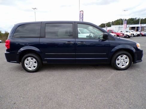 Used 2012 RAM C/V image 5