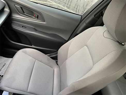 Used 2024 Toyota Prius LE image 29