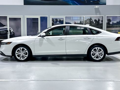 Used 2024 Honda Accord LX image 2