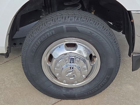 Used 2021 RAM 3500 Tradesman w/ Chrome Appearance Group image 7