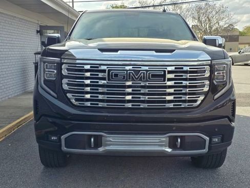 Used 2025 GMC Sierra 1500 Denali image 4