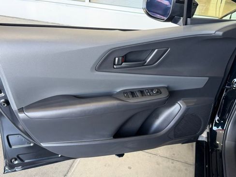 Used 2024 Toyota Prius LE FWD image 19