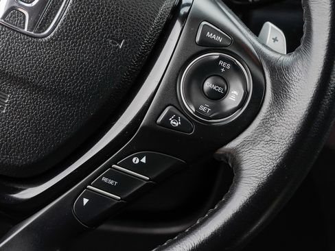 Used 2016 Honda Pilot Touring image 39