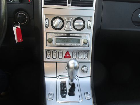 Used 2005 Chrysler Crossfire Limited RWD image 11