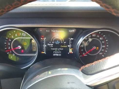 Used 2021 Jeep Gladiator Mojave AWD/4WD image 10