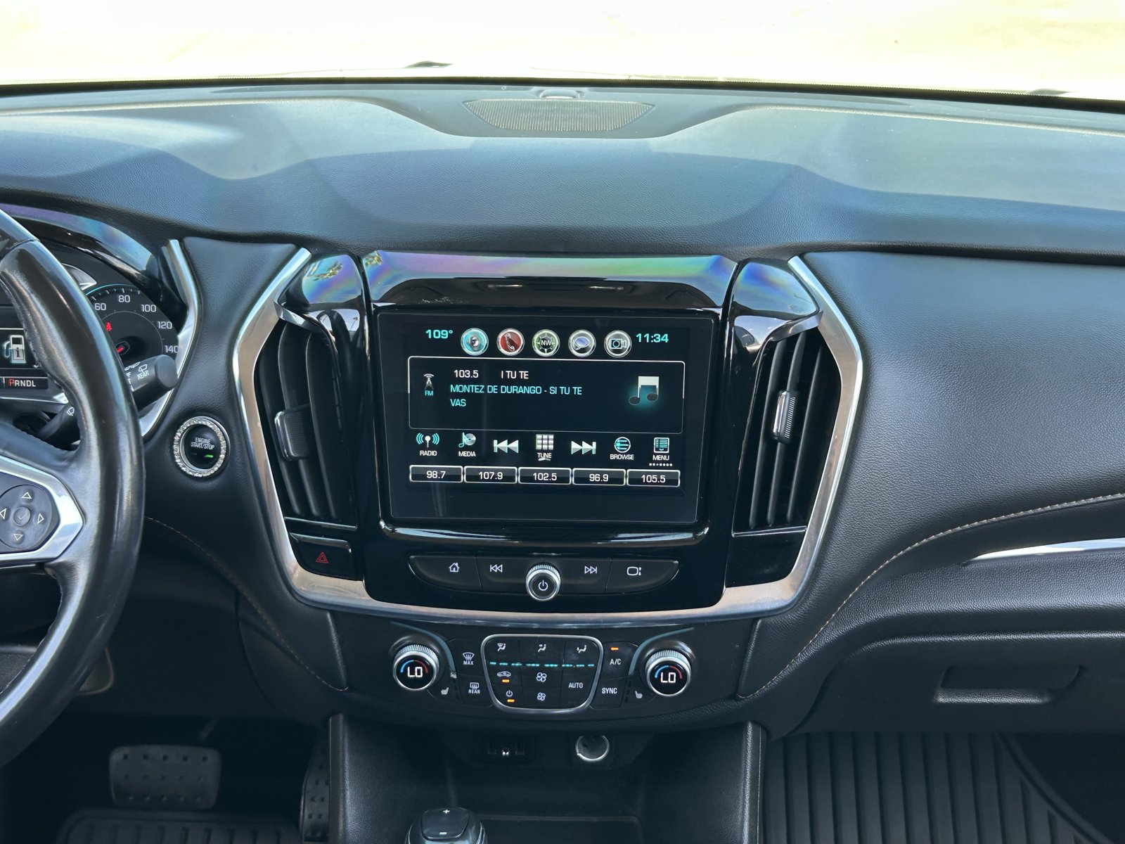 Used 2018 Chevrolet Traverse RS FWD image 18