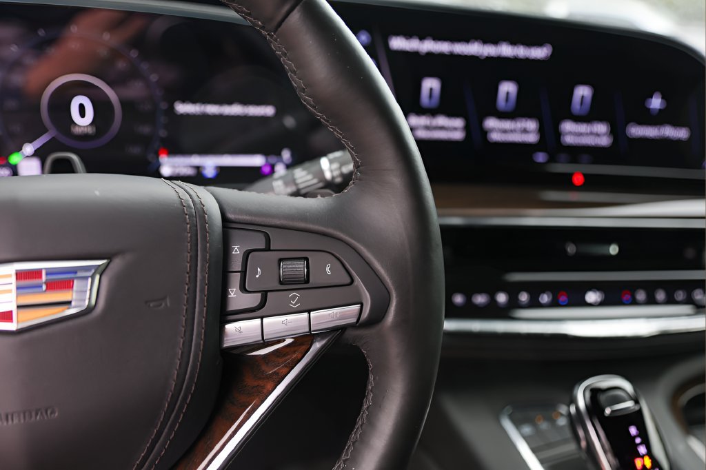 Certified 2024 Cadillac Escalade ESV Sport Platinum w/ LPO, ONYX Package AWD/4WD image 14