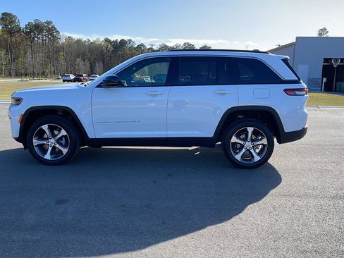 New 2026 Jeep Grand Cherokee Limited w/ Luxury Tech Group II image 4