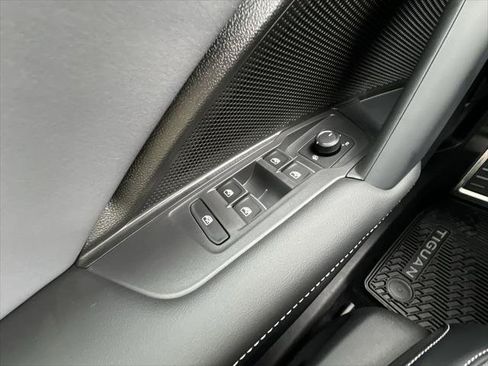 New 2026 Volkswagen Tiguan SE R-Line AWD/4WD image 13