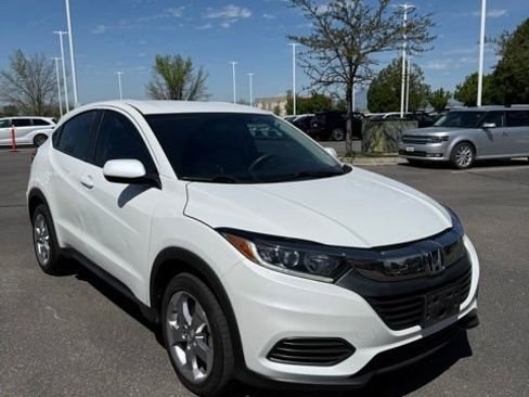 Used 2021 Honda HR-V LX image 4