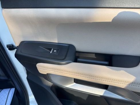 New 2025 Ford Ranger Lariat w/ FX4 Off-Road Package image 12