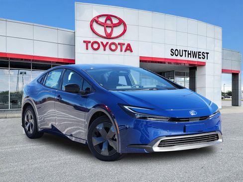 New 2026 Toyota Prius Plug-In Hybrid FWD image 1