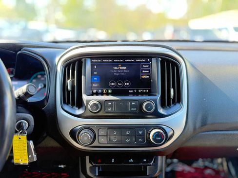 Used 2019 Chevrolet Colorado LT AWD/4WD image 21