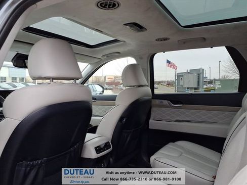 Used 2022 Hyundai Palisade Calligraphy image 10