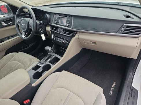 Used 2017 Kia Optima LX image 14