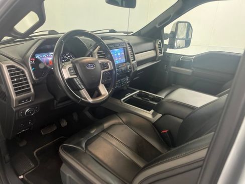 Used 2021 Ford F250 Platinum w/ Tremor Off-Road Package AWD/4WD image 24