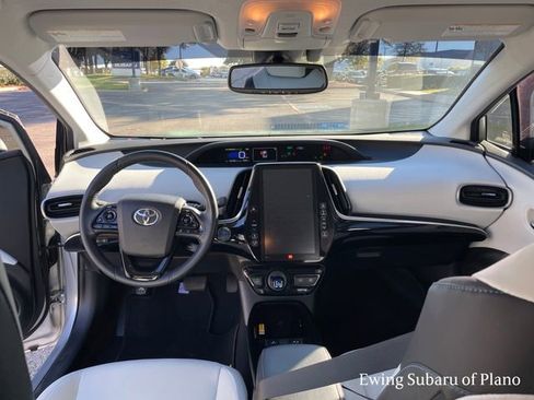Used 2019 Toyota Prius Limited image 11