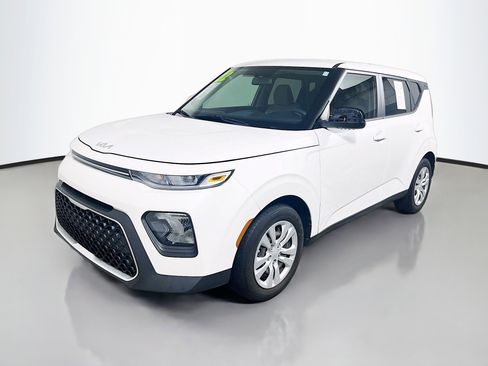 Used 2022 Kia Soul LX FWD image 10