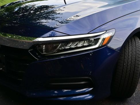 Used 2019 Honda Accord LX image 29