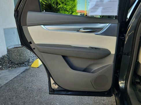 Used 2020 Cadillac XT5 Premium Luxury AWD/4WD image 42