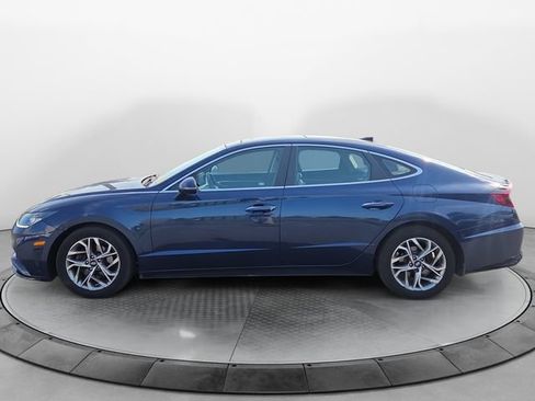 Used 2020 Hyundai Sonata SEL w/ Premium + Sunroof Package FWD image 2