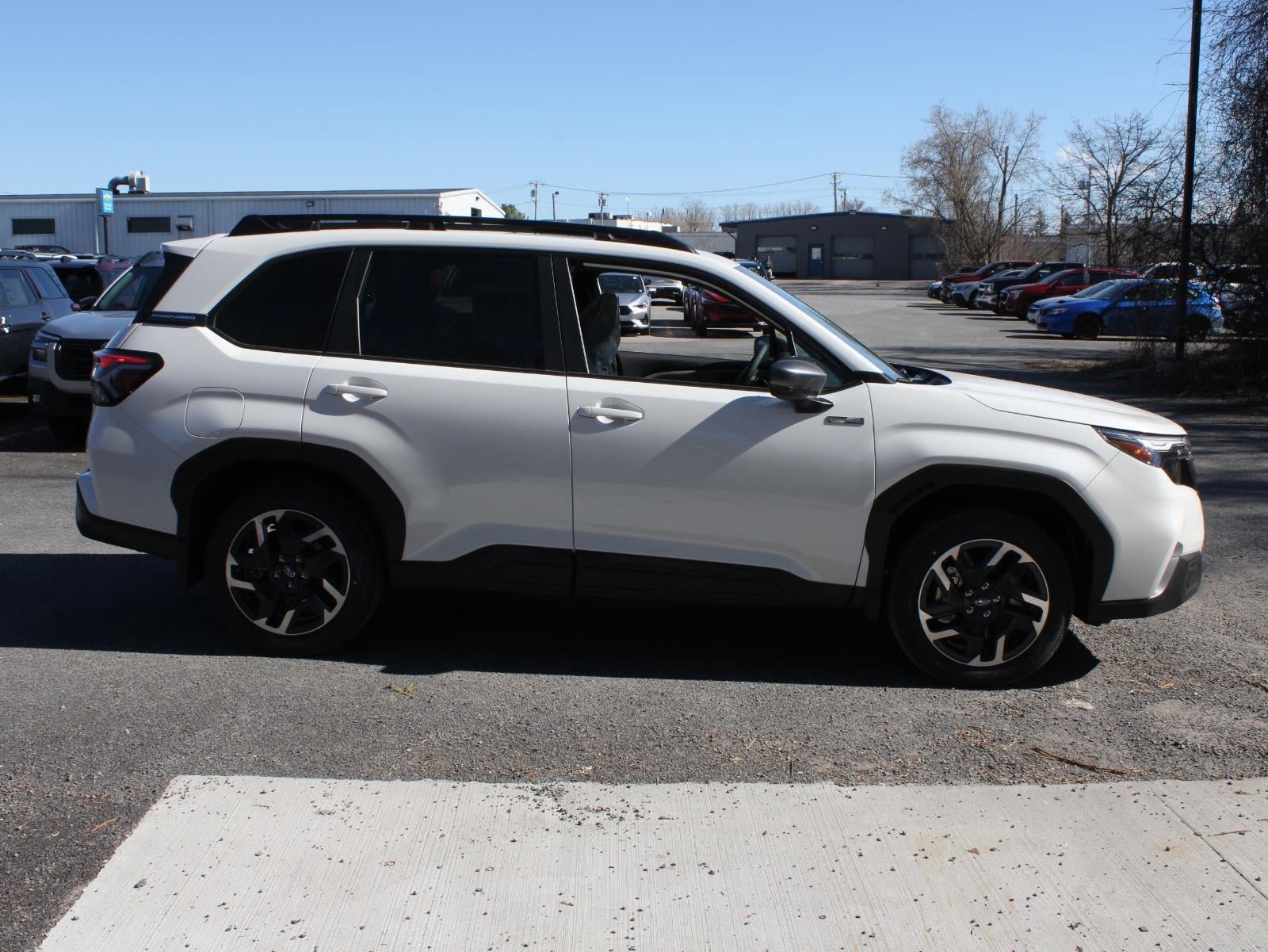 New 2026 Subaru Forester Touring AWD/4WD image 4