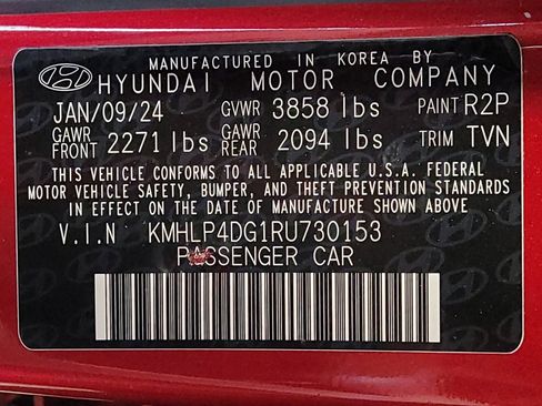 Used 2024 Hyundai Elantra Limited FWD image 33