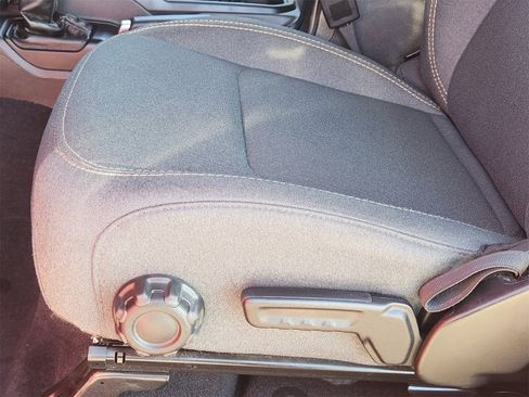 Used 2024 Jeep Wrangler Sport image 24