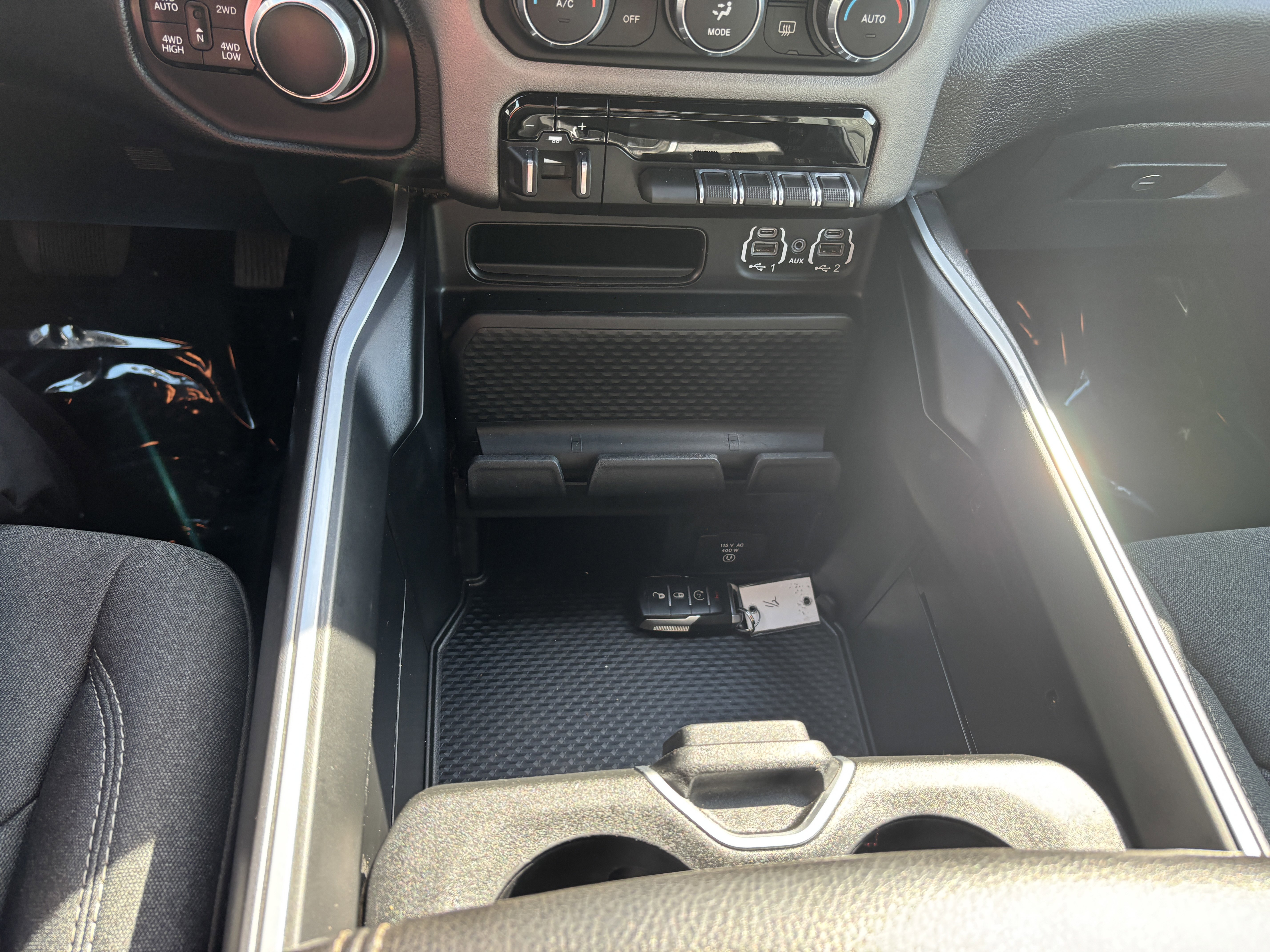 Used 2022 RAM 1500 Big Horn AWD/4WD image 15