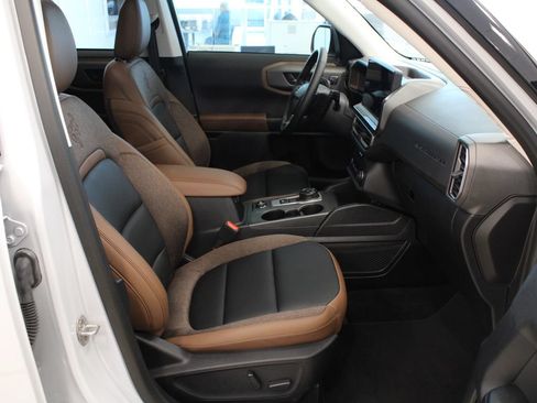 Used 2026 Ford Bronco Sport Outer Banks w/ Outer Banks Tech Package+ AWD/4WD image 17