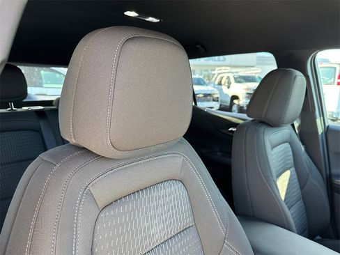 Used 2026 Chevrolet Equinox LT image 14