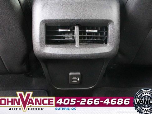 Used 2020 Chevrolet Equinox LT w/ Driver Convenience Package image 27