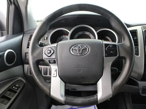 Used 2014 Toyota Tacoma PreRunner w/ TRD Sport Package image 20