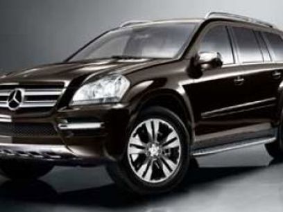 Used 2011 Mercedes-Benz GL 550 4MATIC