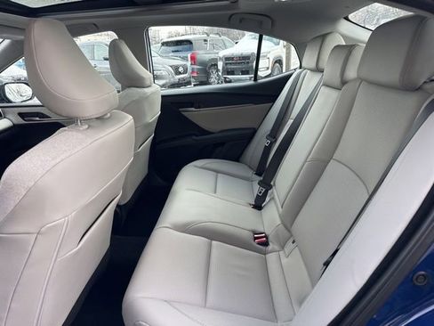 Used 2025 Toyota Camry XSE image 18