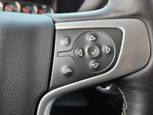 Used 2017 GMC Yukon XL SLT image 13