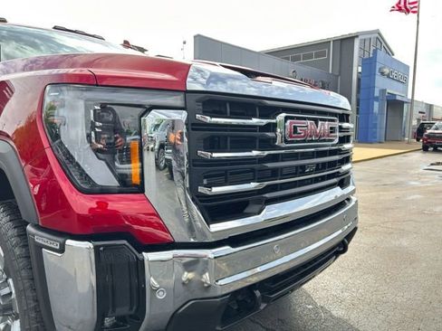 New 2026 GMC Sierra 2500 SLT w/ SLT Convenience Package AWD/4WD image 4