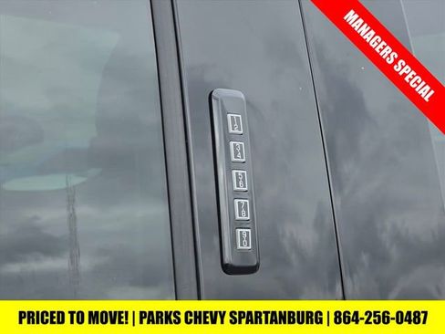 Used 2024 Ford F250 Lariat w/ Chrome Package image 20