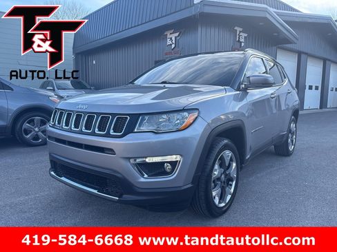 Used 2018 Jeep Compass Limited w/ Navigation Group image 1