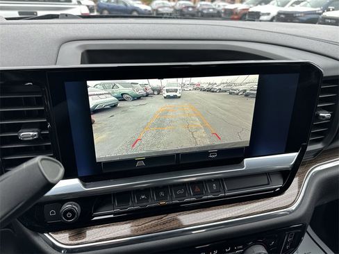 Used 2023 Chevrolet Silverado 1500 LT image 17